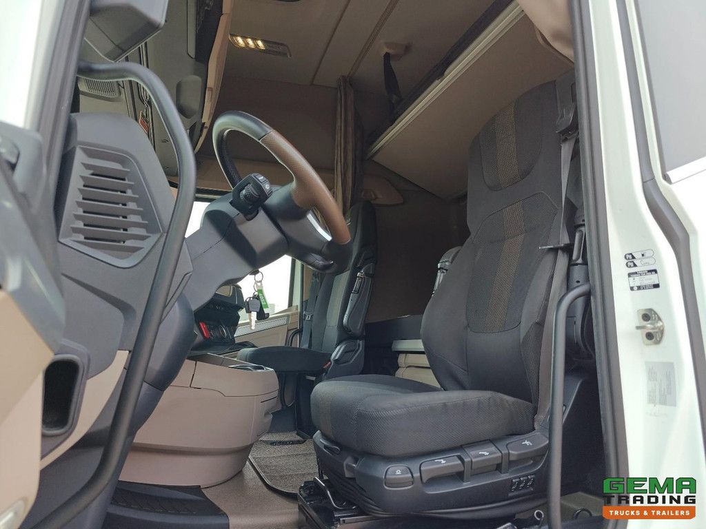 DAF XG+ 4x2 Euro6E – MEGA/Lowdeck – Retarder – Doppeltanks – MirrorCam – 306.000 km!