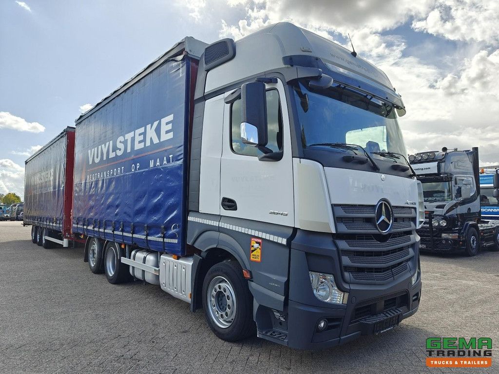 Mercedes-Benz Actros 2645 6x2 Gigaspace Euro6 + 3-axle trailer - 115m³ volume combination - double tanks - muffler connection - HH floor - SMARTTacho V2