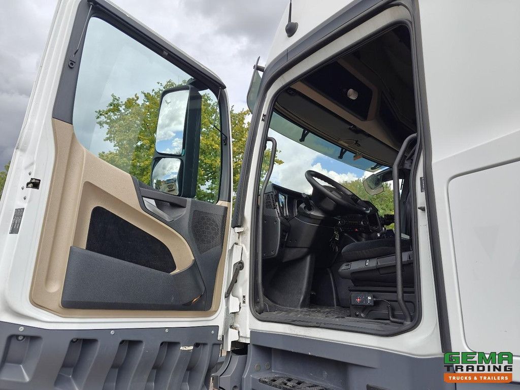 Mercedes-Benz Actros 2645 6x2 Gigaspace Euro6 + 3-axle trailer - 115m³ volume combination - double tanks - muffler connection - HH floor - SMARTTacho V2