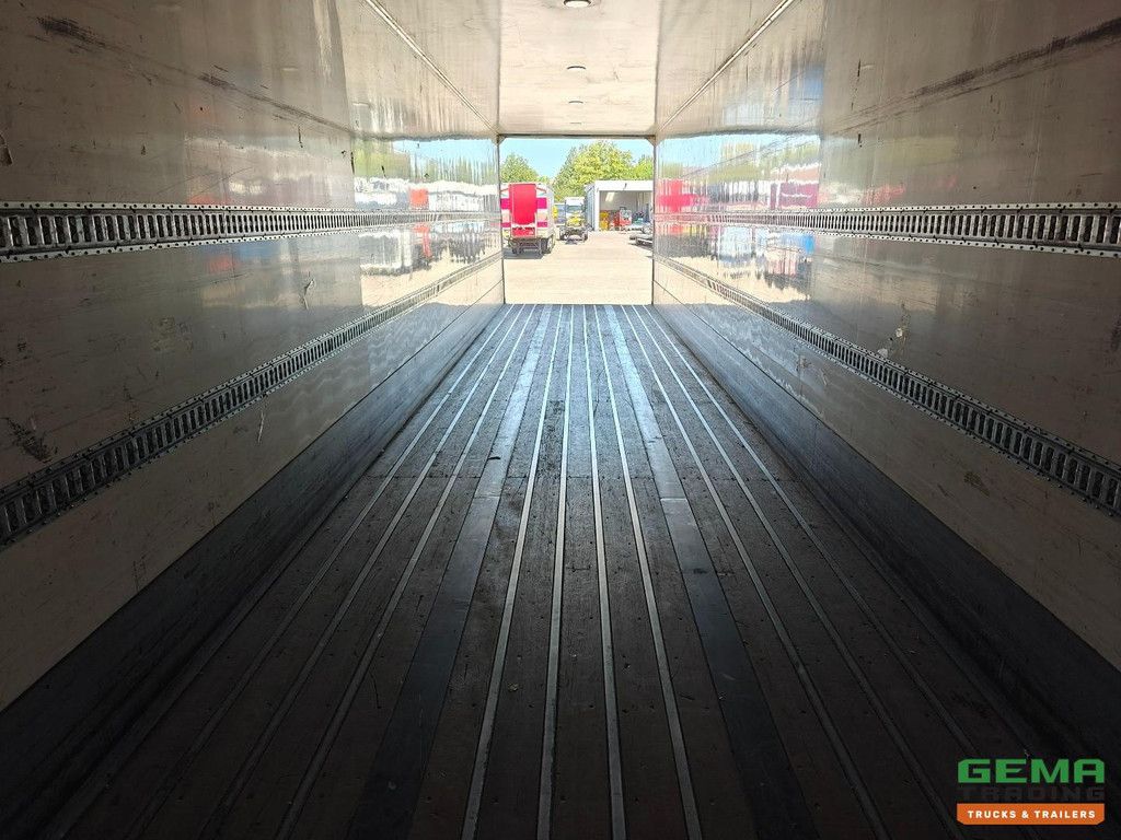 System Trailers GS PRS 18 2-axle SAF - Lift axle and steering axle - Disc brakes - Closed body - Tail lift 2000 kg