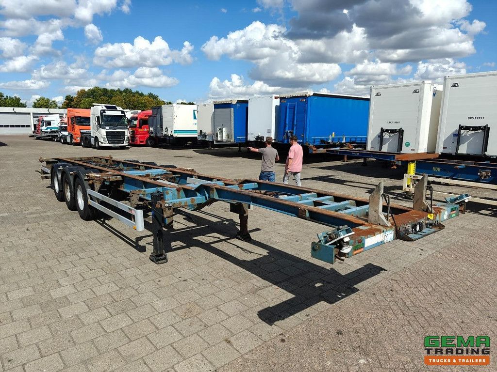 Pacton T3-007 3-Axle SAF - Drum Brakes - Lift Axle - Fixed - All Connections - 4700KG
