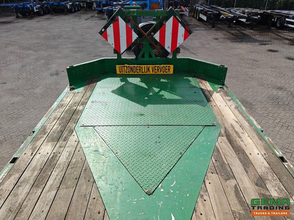 Nooteboom MCO-42-03V/L Semi-Low Loader 12.4m - 3 Axles Forced Steering - Remote Control - Extendable 5.8m - Stake Pots - Twistlocks - 07/2026 MOT