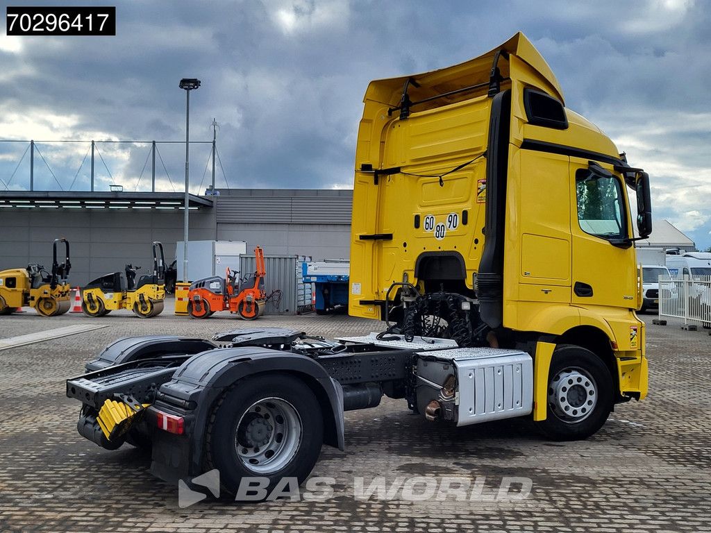 Mercedes Actros 1843 4X2 StreamSpace