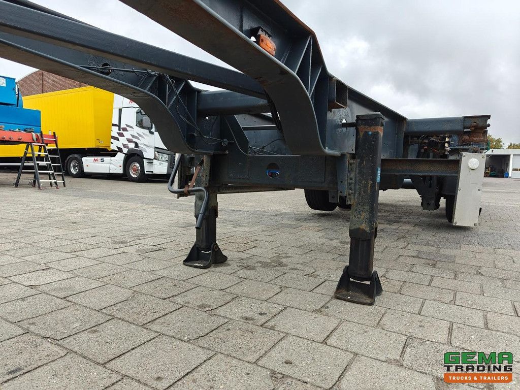 Schmitz SCF 24 G 3-Assen MB - LiftAs - Schijfremmen - Vast Chassis - 2x20FT 1x30FT 40FT aansluiting