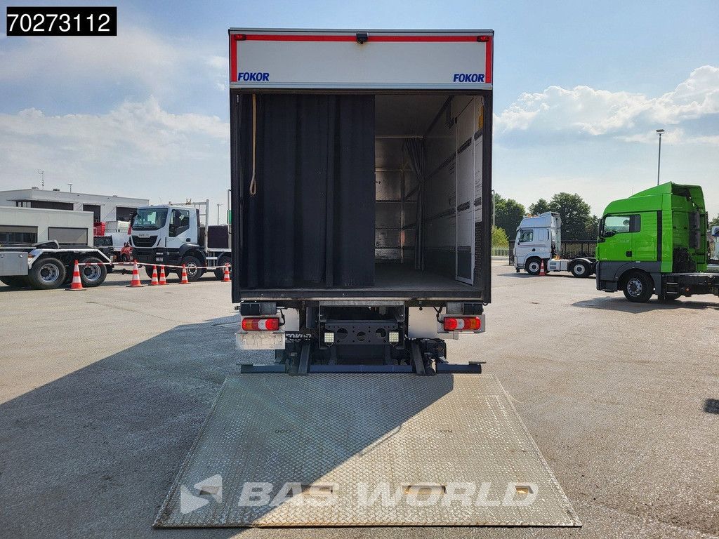 Mercedes Actros 1827 4X2 2.000kg Ladebordwand Automatic Xenon ClassicSpace Euro 6