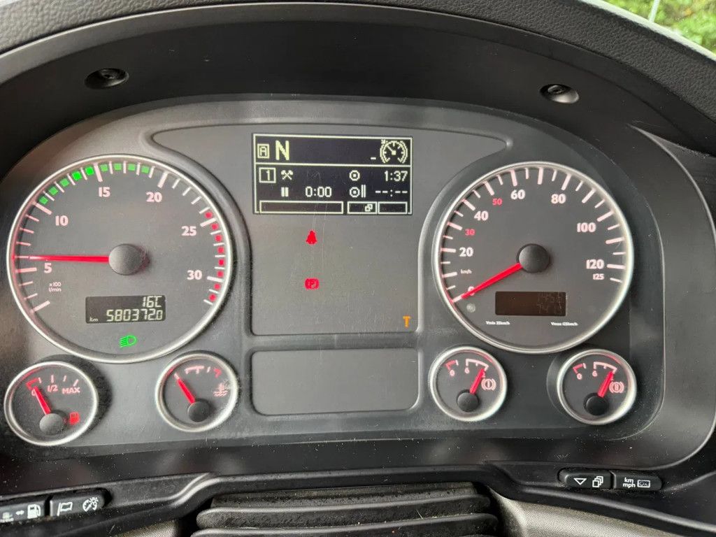 MAN TGS 26.320 Koffer Stuuras AHK 2500KG LBW 580.347KM! NL Truck