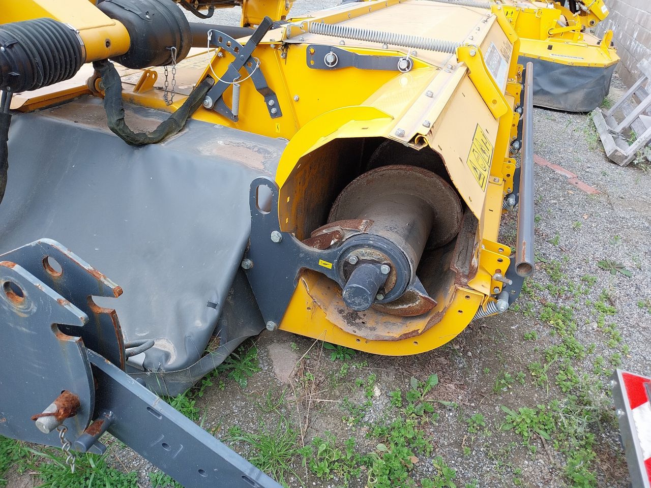 ELHO Arrow NM 10500 SF Maaier met kneuzer