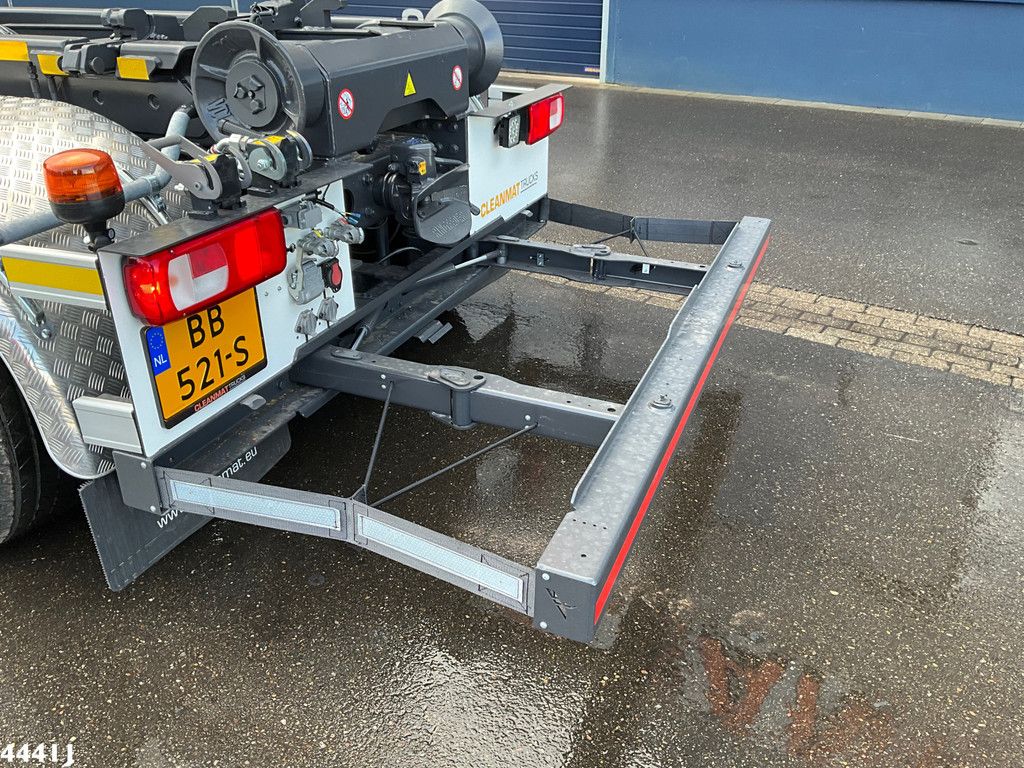 DAF FAQ XD 450 8x2 Euro 6 HMF 28 Tonmeter laadkraan