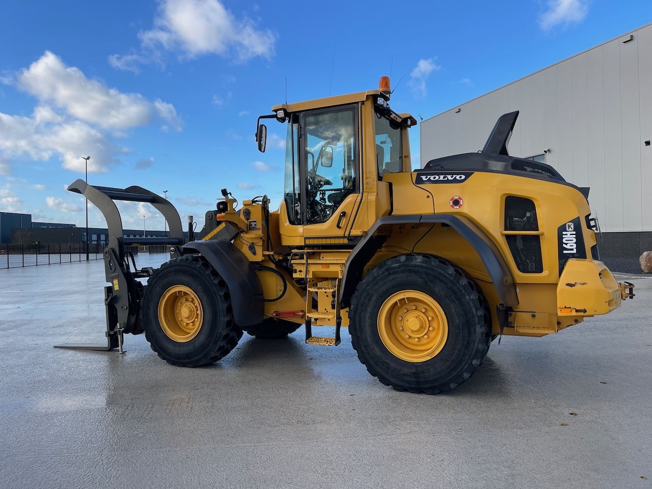 Volvo L60H