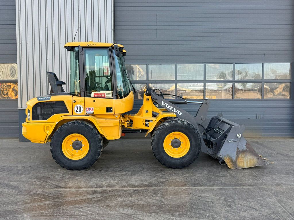 Volvo L30G