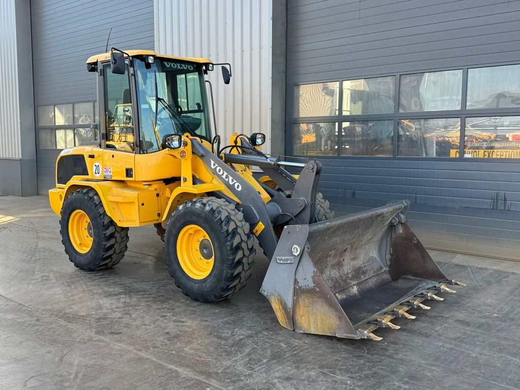 Volvo L30G