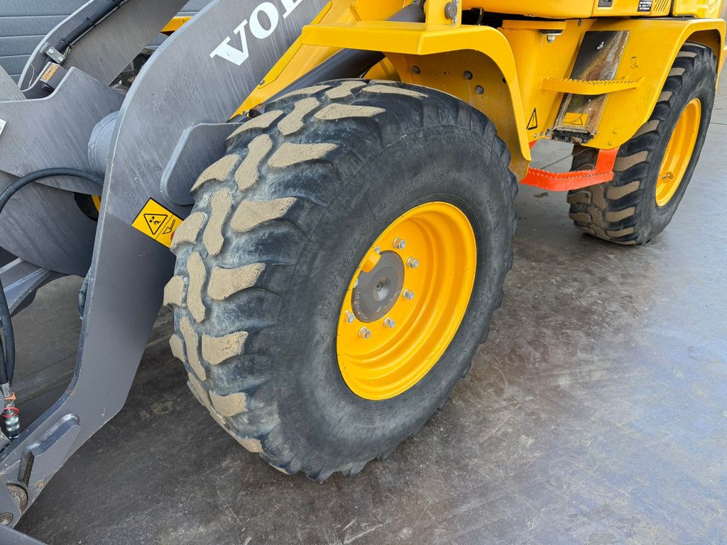 Volvo L30G
