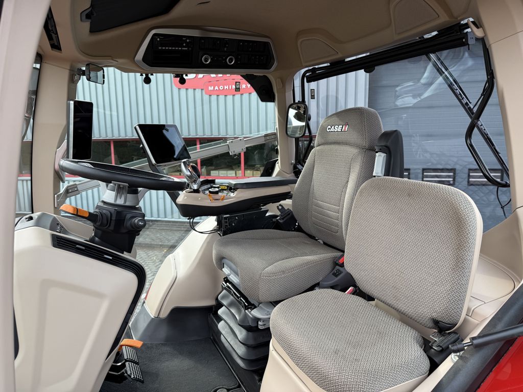 Case IH Puma 240 CVX Stage V AFS Connect