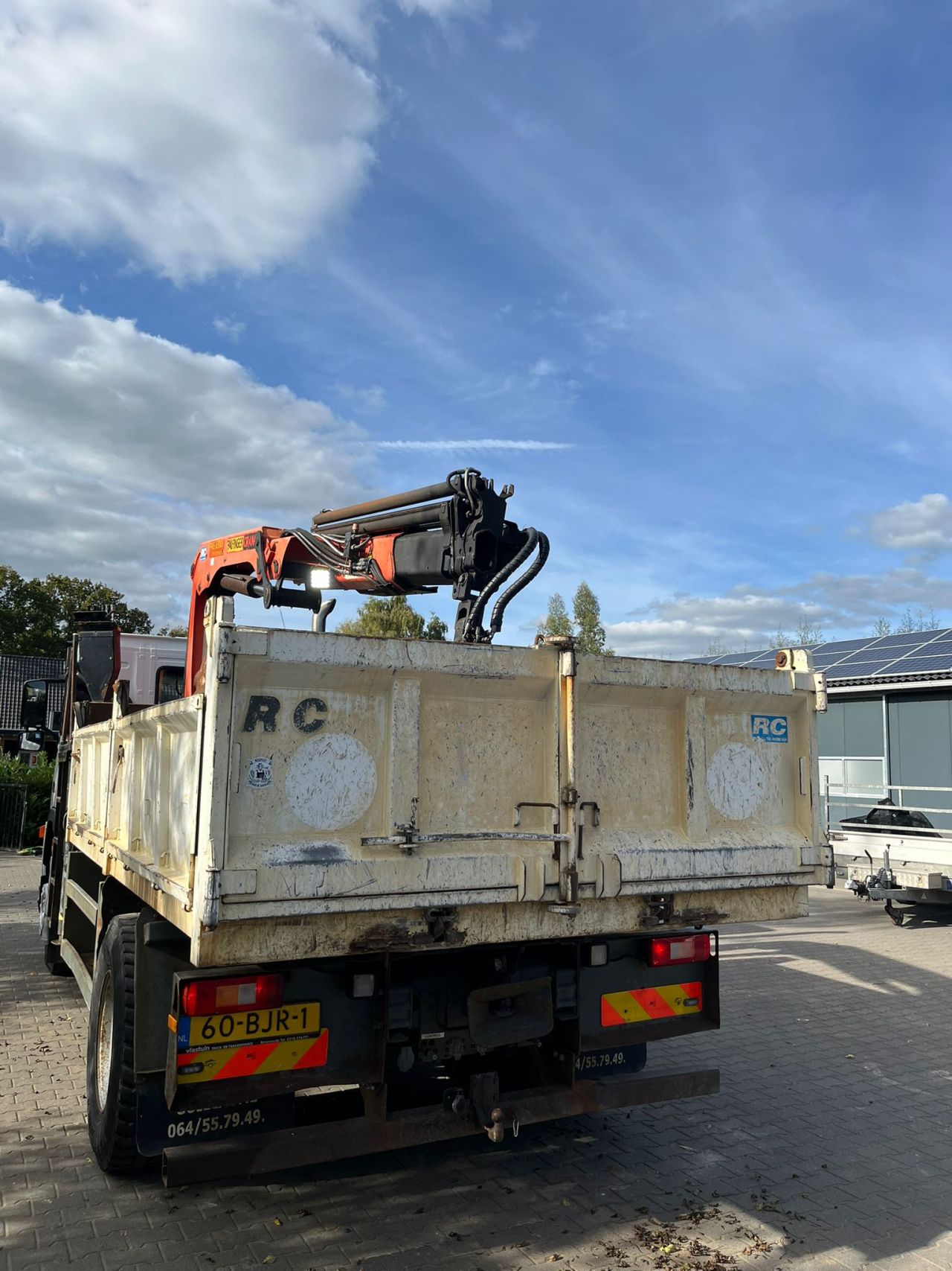 Te koop / Volvo fm9 / kipper / Palfinger / knijper auto / 4x2