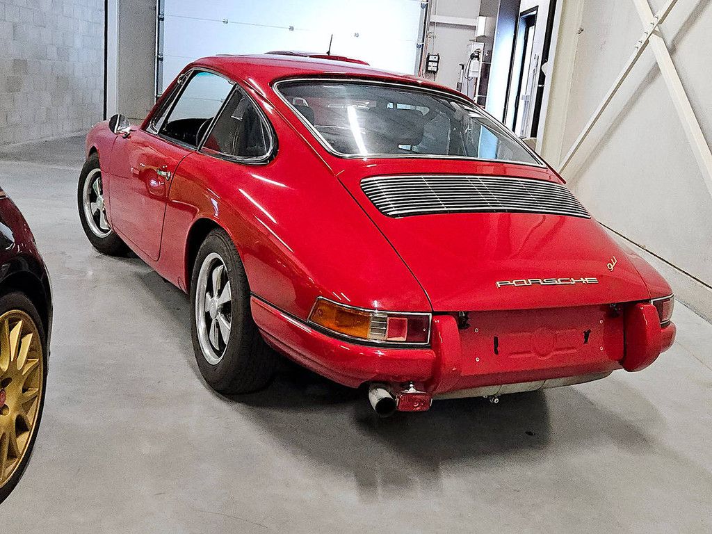 Porsche 911 (Margin)