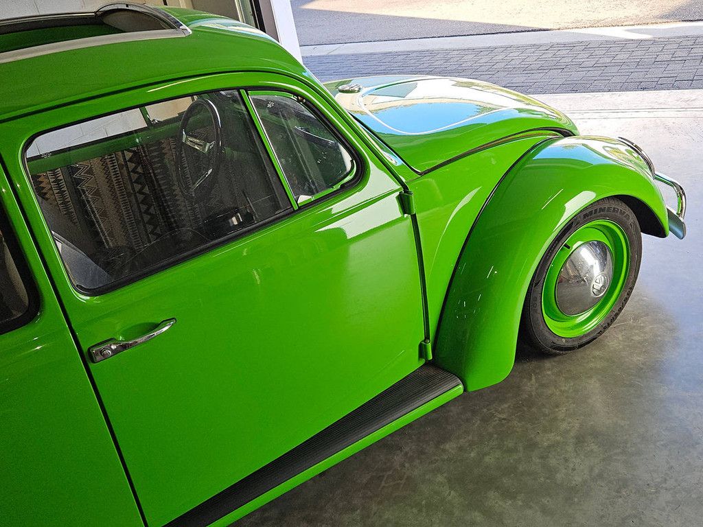 Volkswagen Beetle 1200 (Margin)