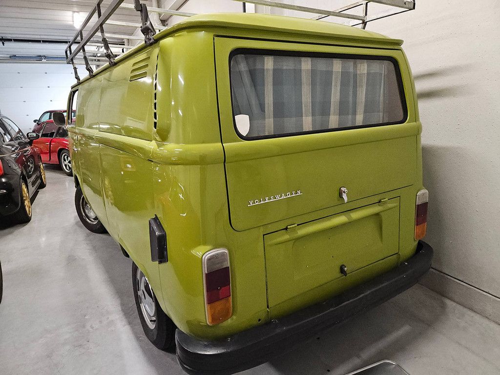 Volkswagen T2 _ 1.6 (Margin)
