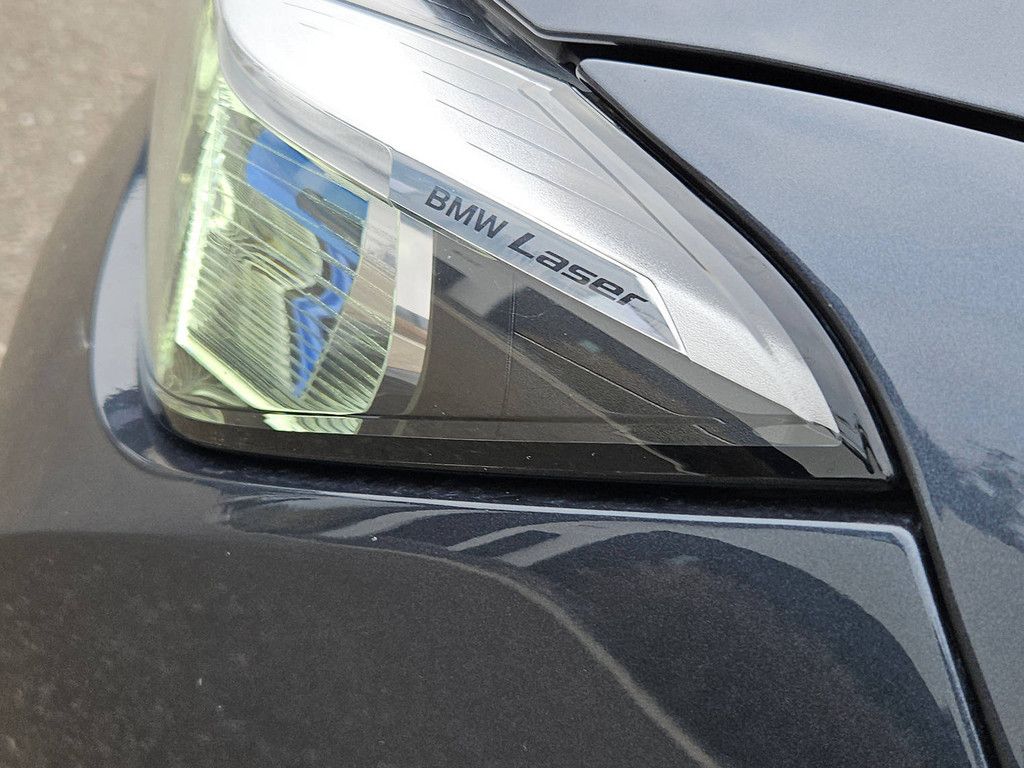 BMW 750 Ld xDrive (Margin)