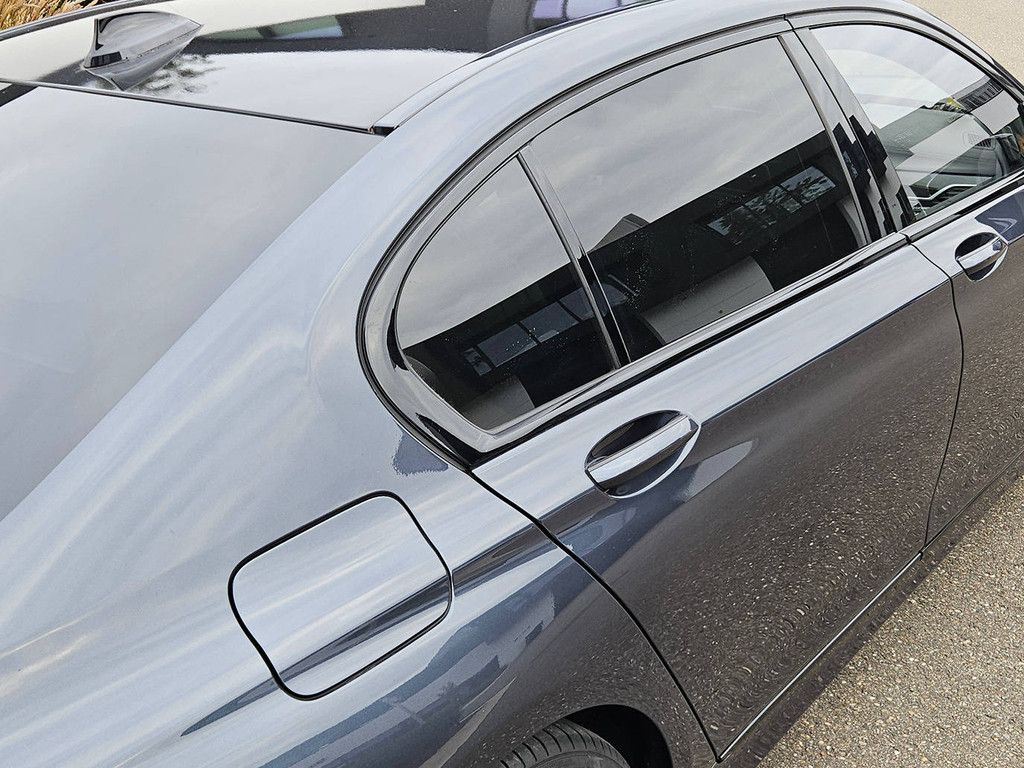 BMW 750 Ld xDrive (Margin)