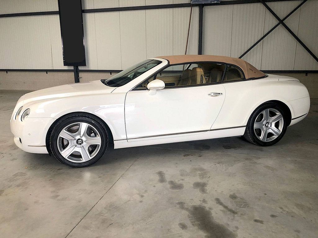 Bentley Continental GTC