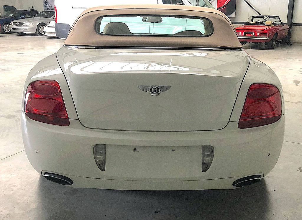 Bentley Continental GTC