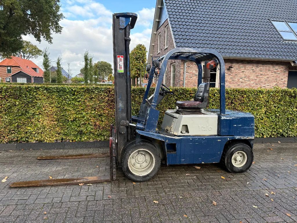 Yale diesel heftruck gpd 30 d