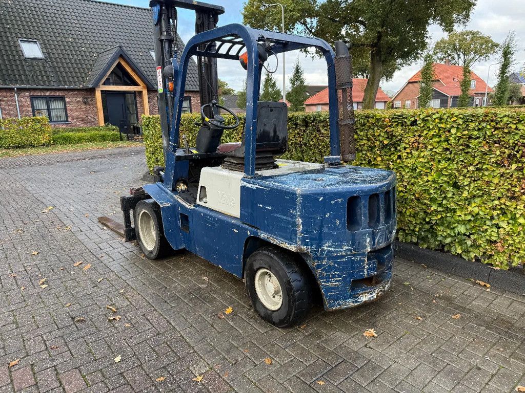Yale diesel heftruck gpd 30 d