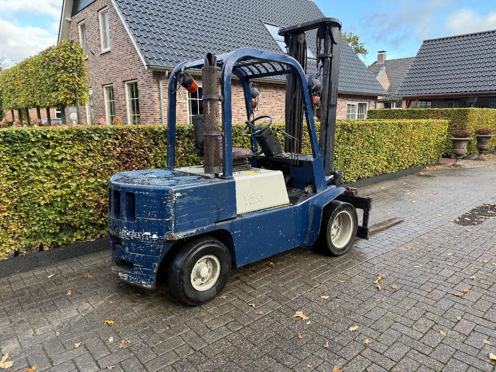 Yale diesel heftruck gpd 30 d