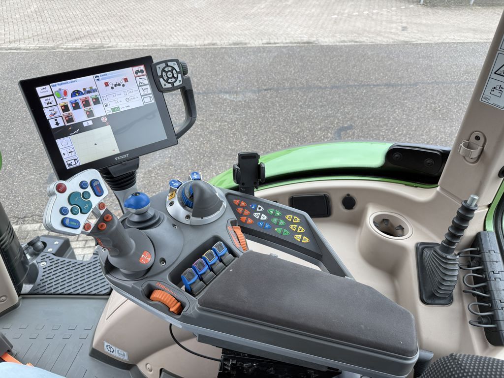 Fendt 720 S4 Vario Profi Plus