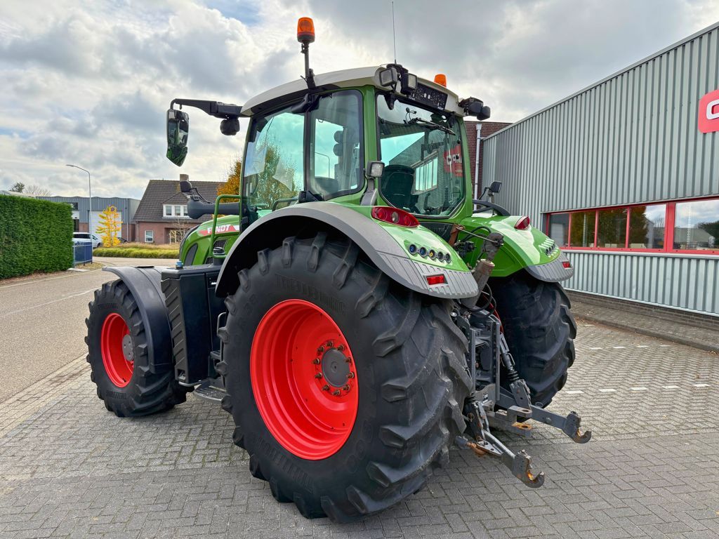Fendt 724 Vario Gen 6 Profi Plus