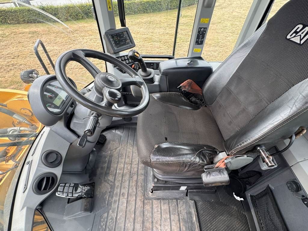 CAT 938M - 13.320 hours - 2020
