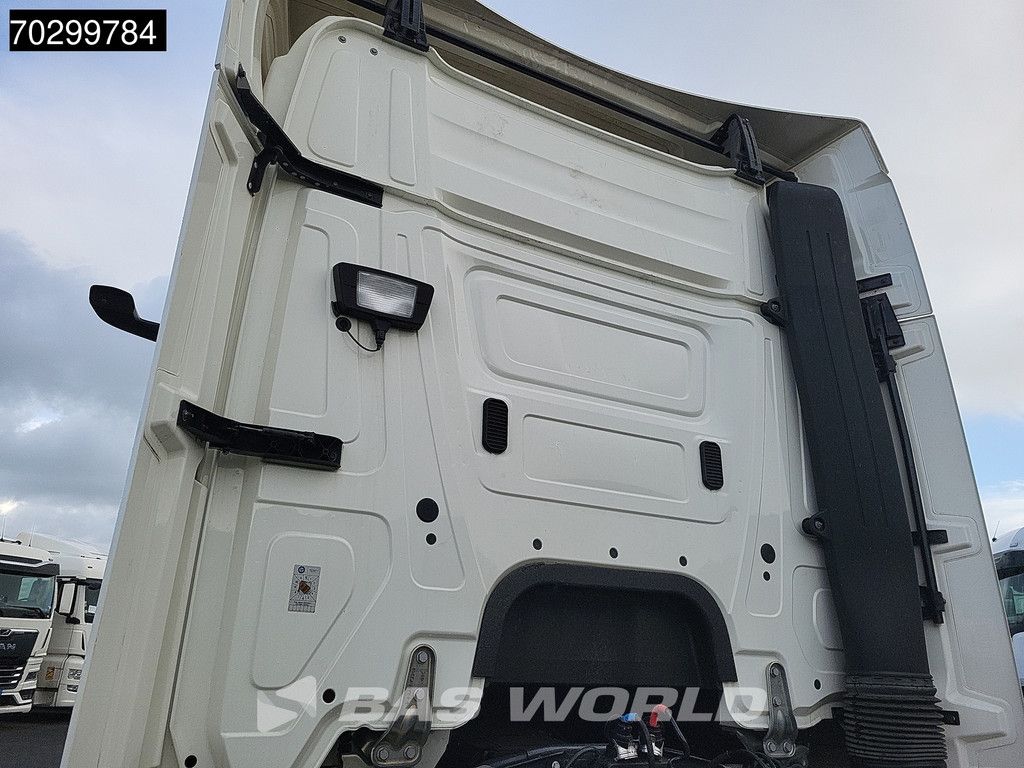 Mercedes Actros 1842 4X2 StreamSpace Mega Retarder MirrorCam 2xTanks Navi ACC Euro 6