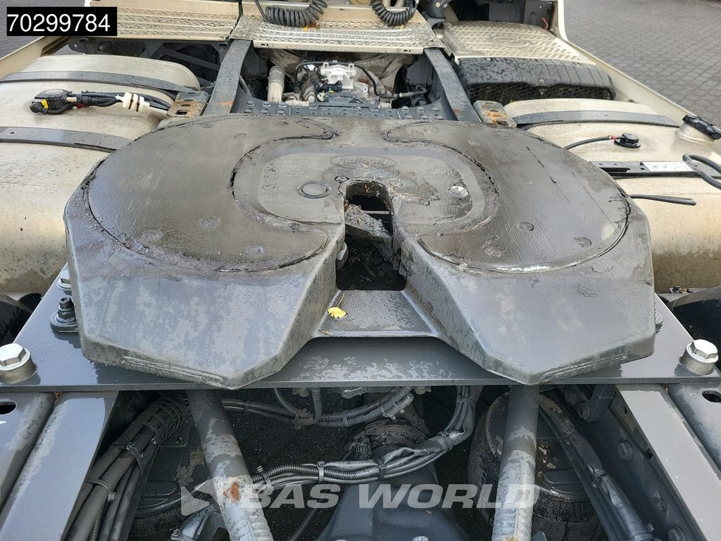 Mercedes Actros 1842 4X2 StreamSpace Mega Retarder MirrorCam 2xTanks Navi ACC Euro 6