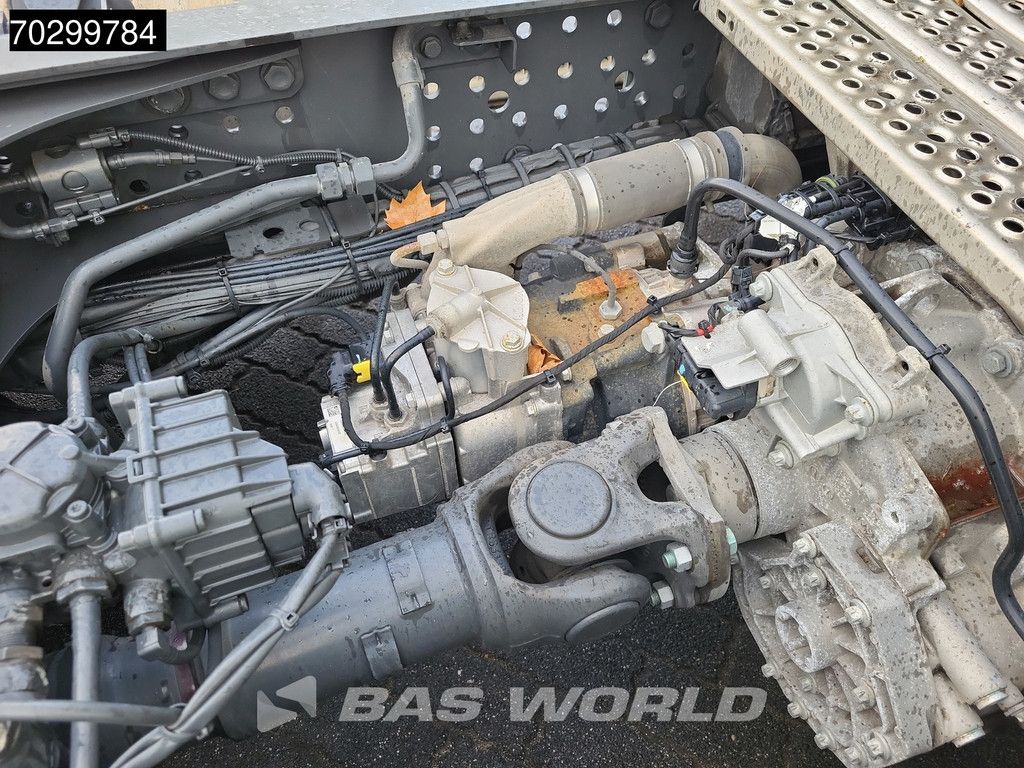 Mercedes Actros 1842 4X2 StreamSpace Mega Retarder MirrorCam 2xTanks Navi ACC Euro 6