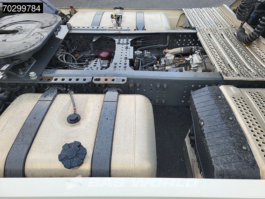 Mercedes Actros 1842 4X2 StreamSpace Mega Retarder MirrorCam 2xTanks Navi ACC Euro 6