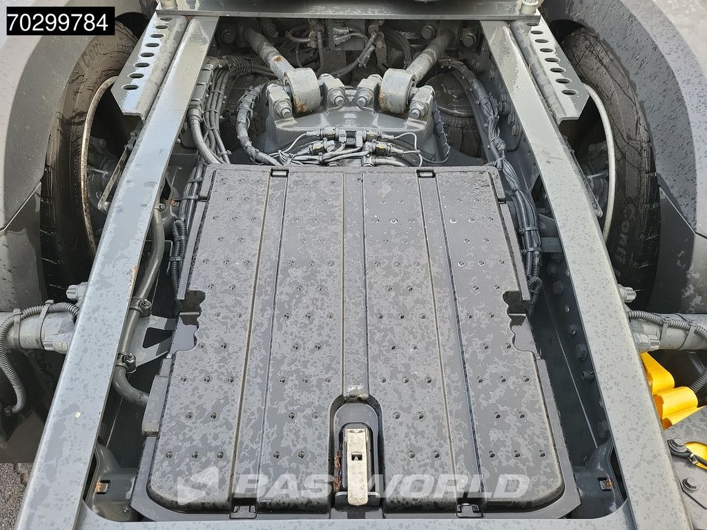 Mercedes Actros 1842 4X2 StreamSpace Mega Retarder MirrorCam 2xTanks Navi ACC Euro 6