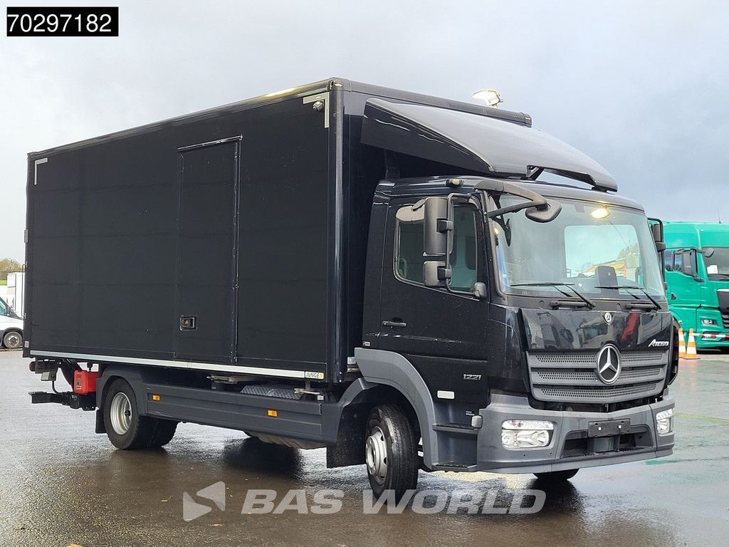 Mercedes Atego 1221 4X2 12tonner Automatic 1500kg Ladebordwand Airco Euro 6