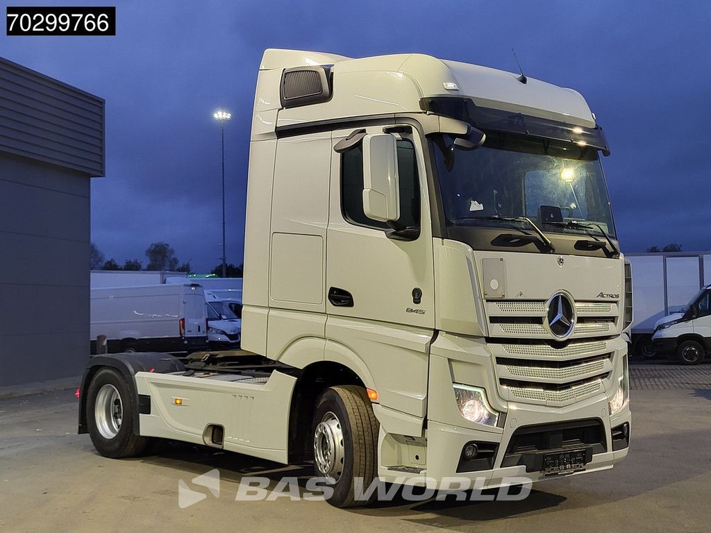 Mercedes Actros 1845 4X2 Retarder 2xTanks Standklima PPC ACC Euro 6