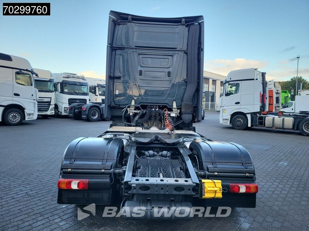 Mercedes Actros 1842 4X2 GigaSpace Mega Retarder 2xTanks ACC Standklima Euro 6