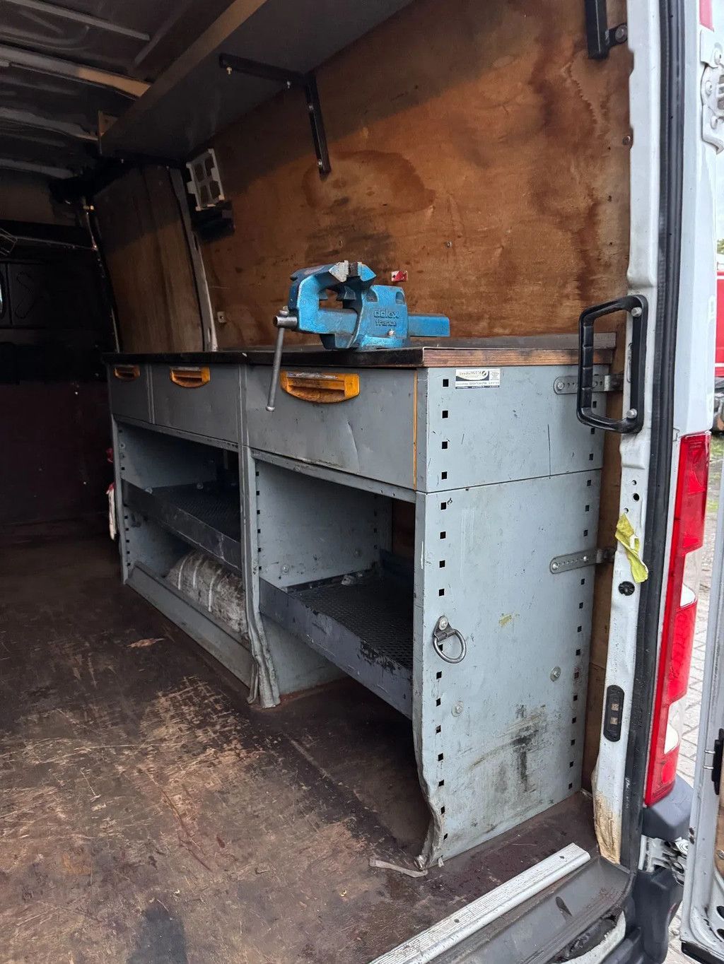 Iveco Daily **35C15-EURO 5-MOTOR 3.0**