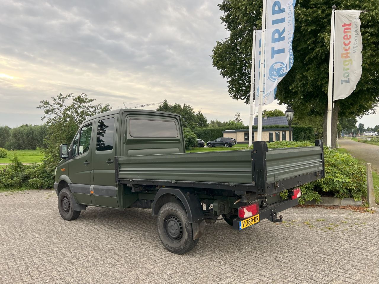 Sprinter 319 4X4 kipper