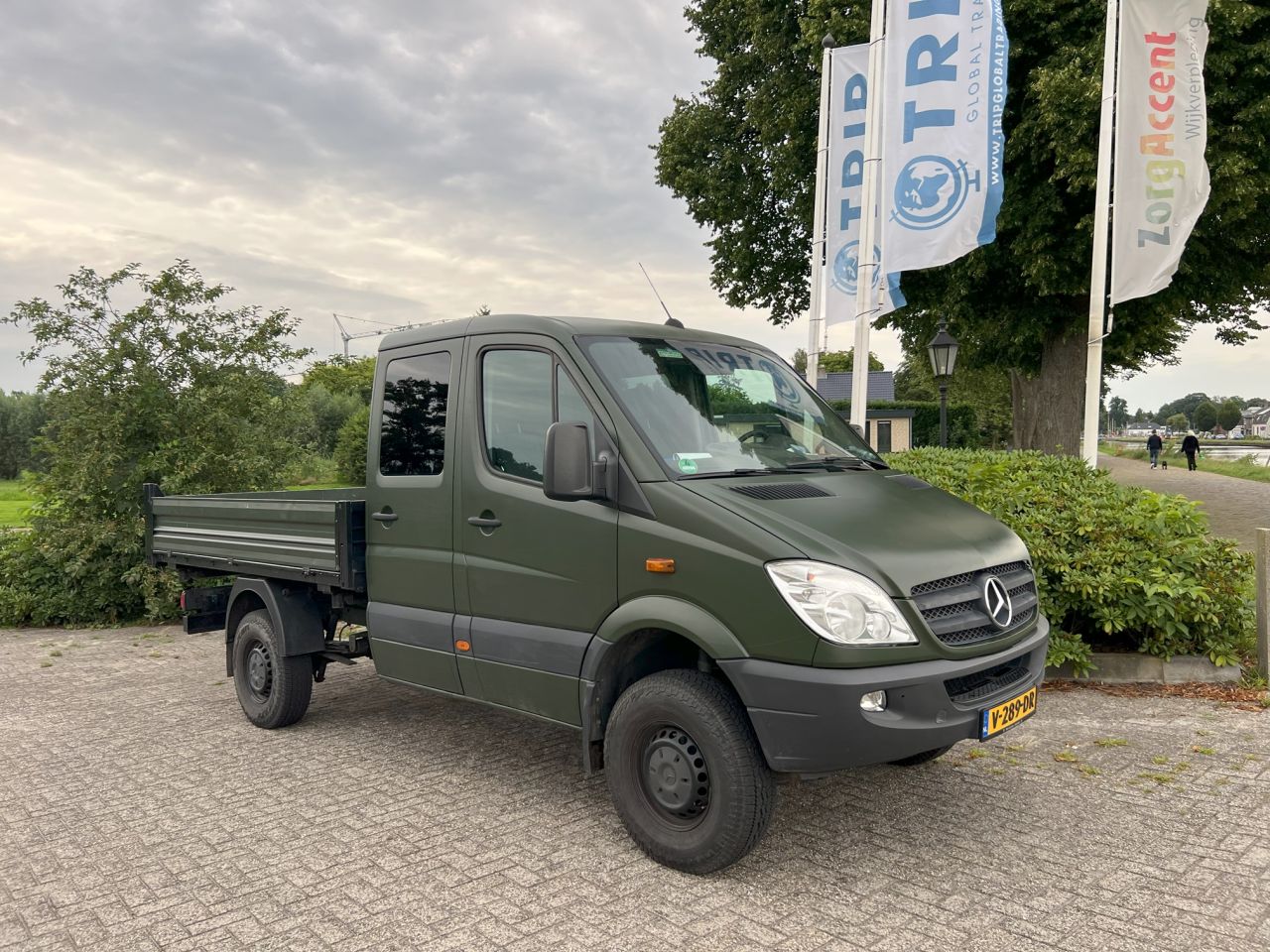 Sprinter 319 4X4 kipper