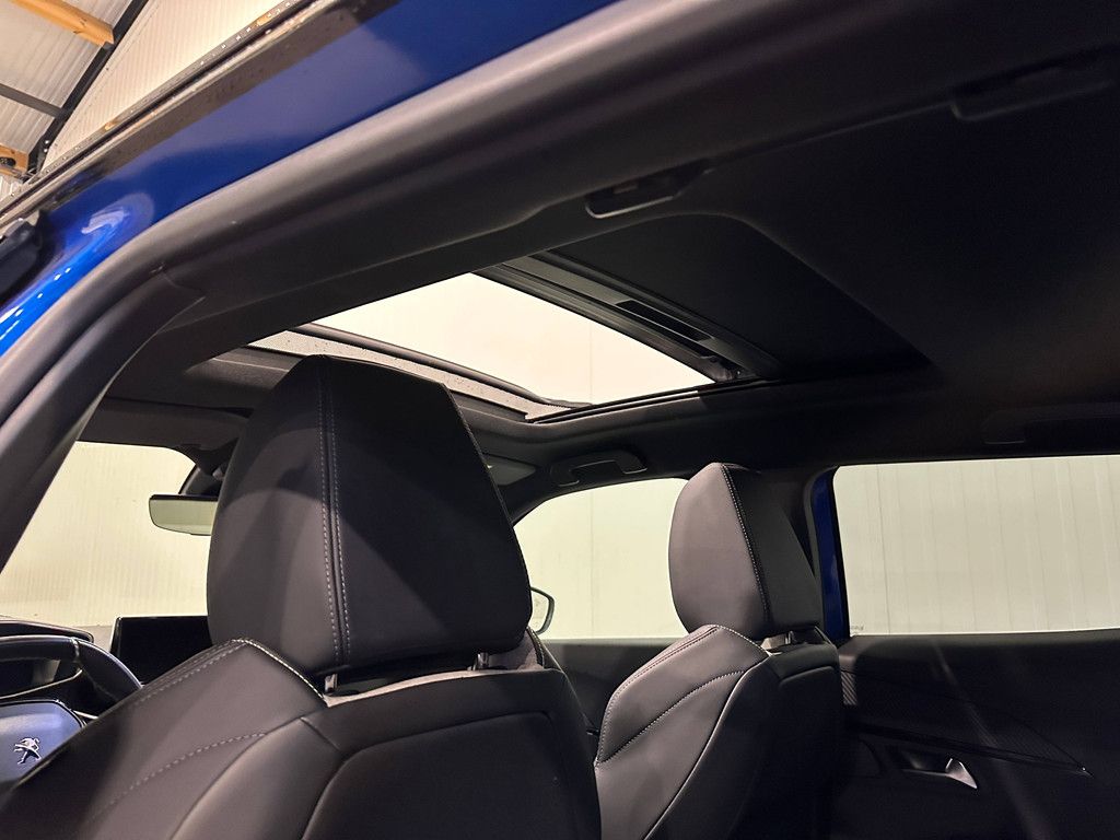 Peugeot e-2008 EV GT Electric 136 hp 2021 (Margin)