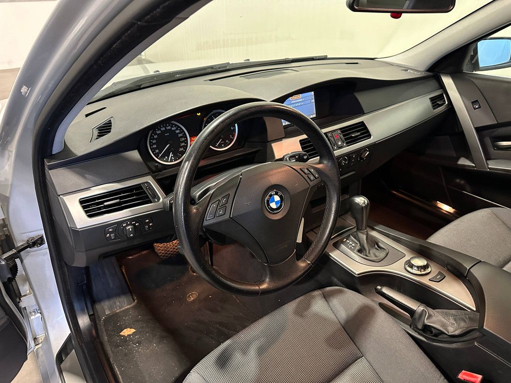 BMW 5-Series 520i Executive Petrol 170HP 2004 (Margin)