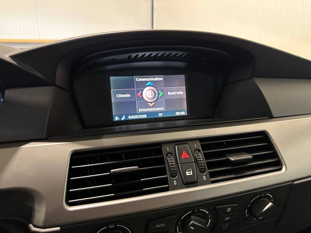 BMW 5-Series 520i Executive Petrol 170HP 2004 (Margin)