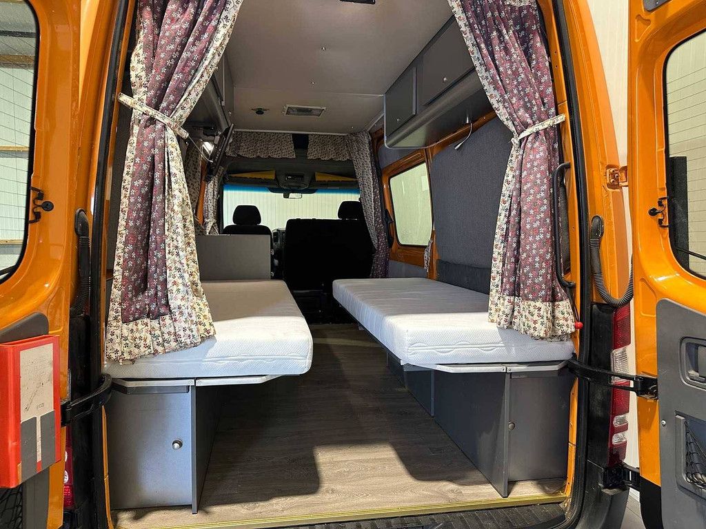 Mercedes-Benz Sprinter Diesel 150hp 2007 Van (Margin)