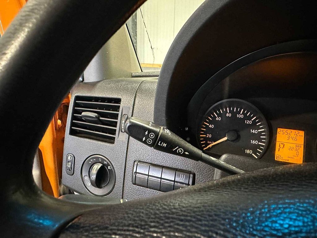 Mercedes-Benz Sprinter Diesel 150hp 2007 Van (Margin)