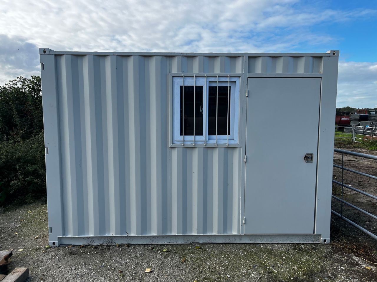 Opslagcontainer 12 ft /mobiel kantoor / werkplaats (NIEUW!)