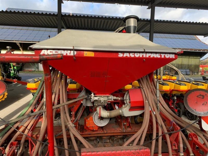 Kverneland FRANDENT ERS 302.16, ACCORD DL