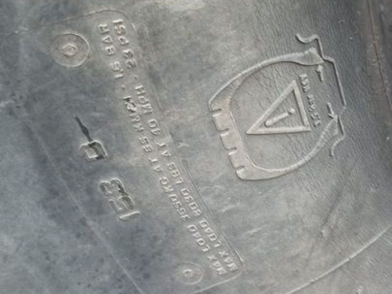 Trelleborg TM800, 600/65 R38